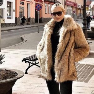 🦊 NWT Zara Natural Faux Fur Jacket